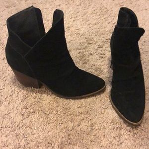 Matisse/amuse society black suede ancient boots